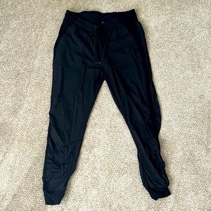 Lululemon joggers size 12 ! Great condition